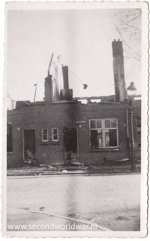 Dr. Kostersstraat 15-17 na bombardement 22 februari 1944.jpg