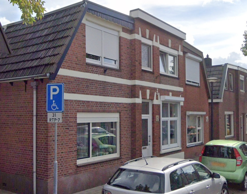 Dr. Stamstraat 17-19-21 woningen bouwjaar 1915 foto 2023.jpg
