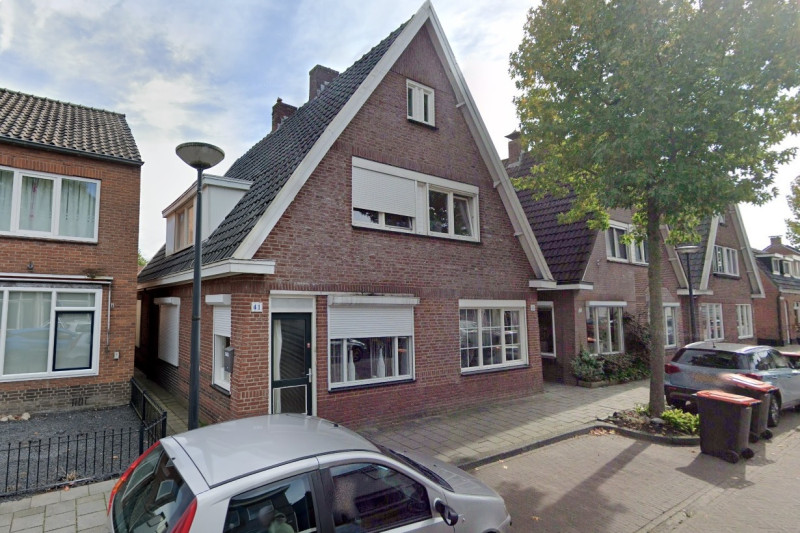 Dr. Stamstraat 41-43 woningen bouwjaar 1926 foto 2021.jpg