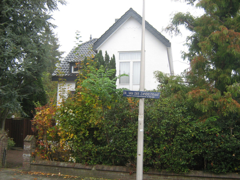 Dr. van der Zandestraat 8.jpg