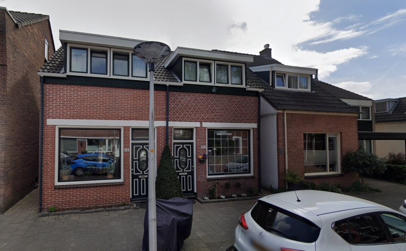 Drienerweg 111-113 woningen bouwjaar 1895 en 1937 foto 2022.jpg
