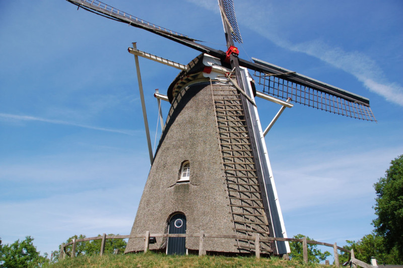 Lonneker Molenweg 80 Lonneker molen. Rijksmonument.jpg