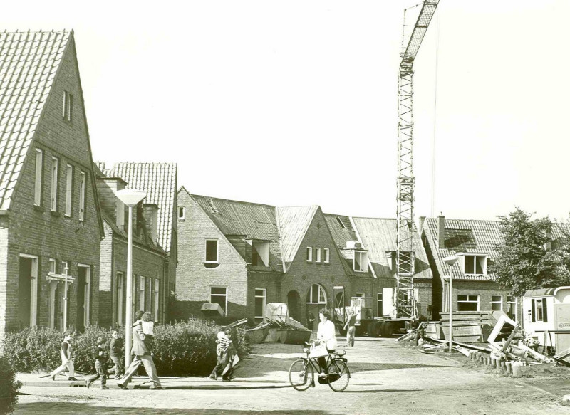 Drukkerstraat 13-20 Renovatie van woningen 24-9-1981.jpg