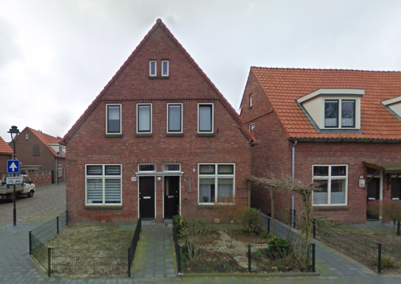 Blekerstraat 19-20 hoek Spinnerstraat woningen bouwjaar 1918 foto 2009.jpg