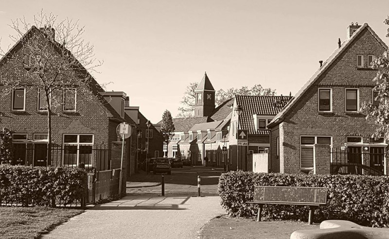 Drukkerstraat 19-20 hoek Spinnerstraat vanaf eendenparkje.jpg