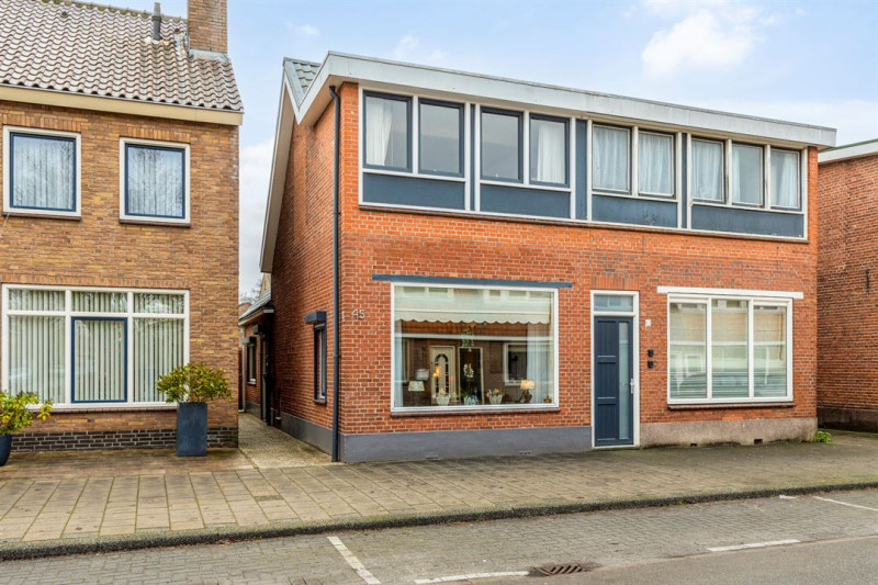 Ekersdijk 45-47 voorheen Eekmaatstraat 45-47.jpg