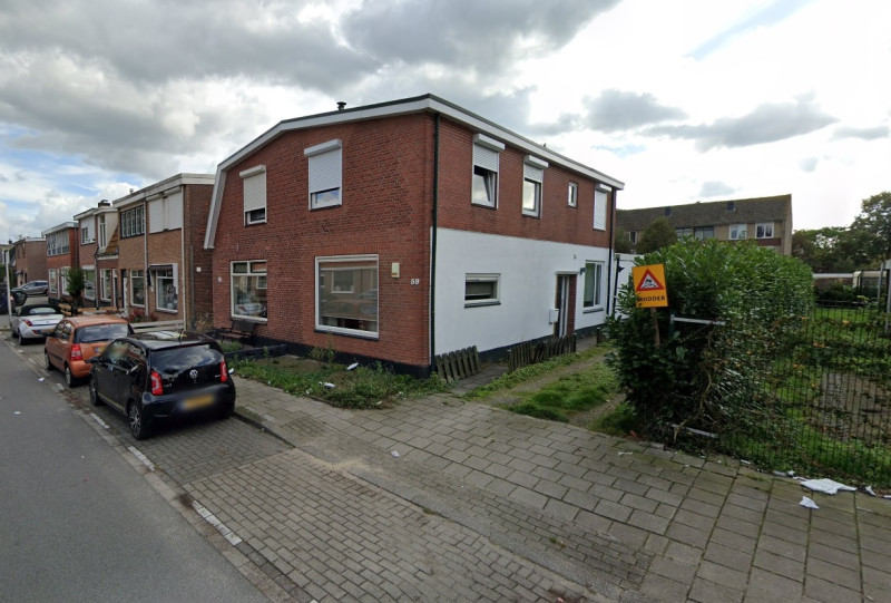 Ekersdijk 57-59 voorheen Eekmaatstraat 57-59 woningen bouwjaar 1905 foto 2021.jpg