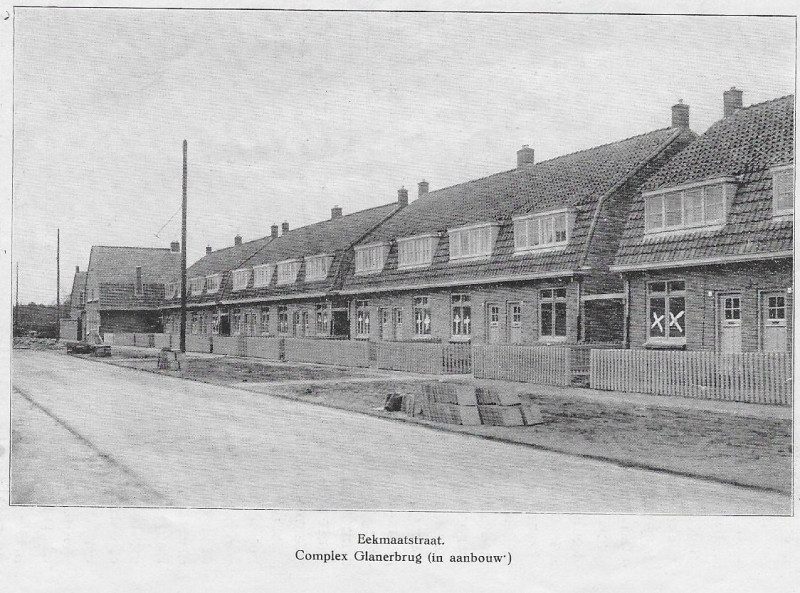 Eekmaatstraat 86-96 later Ekersdijk 88-96.jpg