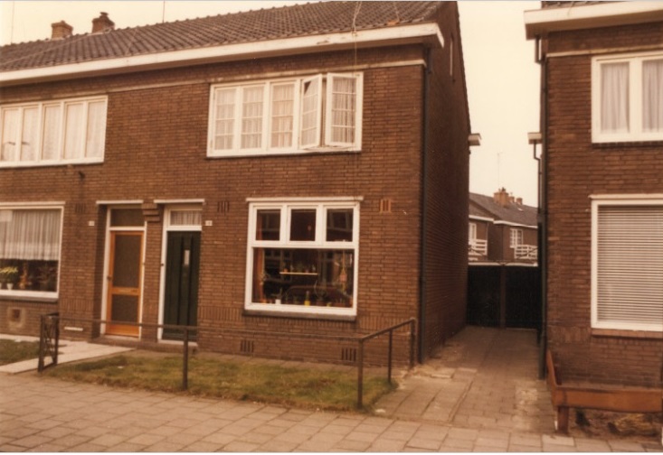 Elferinksweg 16-18 foto 1977.jpg