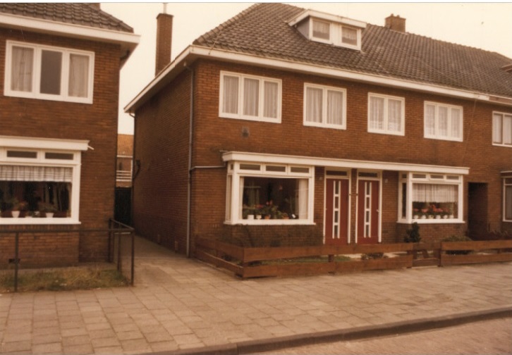 Elferinksweg 49-51 foto 1977.jpg