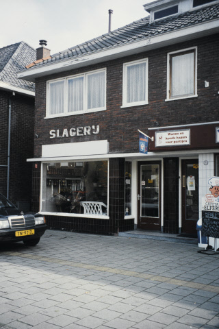 Elferinksweg 97 Slagerij 't Elferink begin jaren 90.jpeg