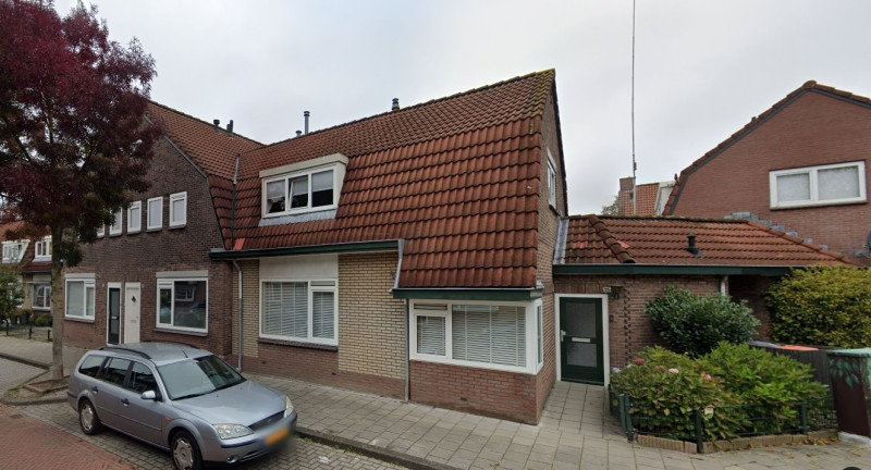 Elshofstraat 31-33-35 hoek Ringovenstraat woningen bouwjaar 1928 foto 2022.jpg