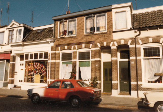 Emmastraat 152-154-156 foto 1980.jpeg