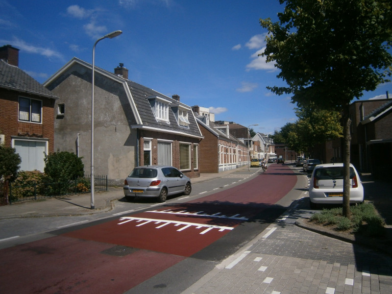 Emmastraat 280-286 288-290 afdakswoningen.JPG