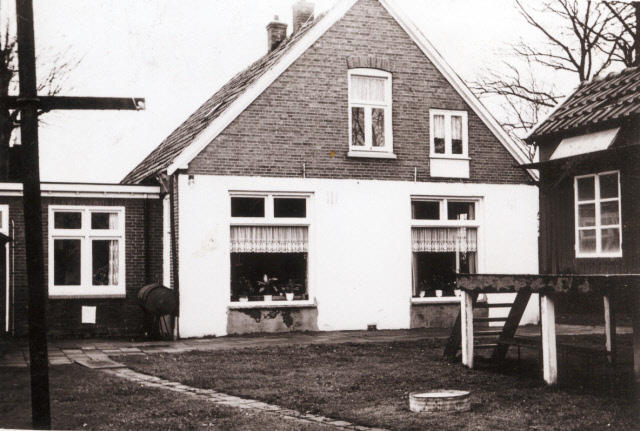 Engerinksweg 285 Woning zijgevel met tuin.jpeg