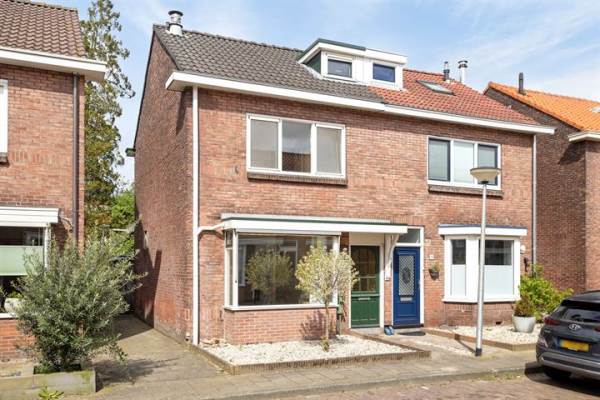 Esdoornstraat 18-20.jpg