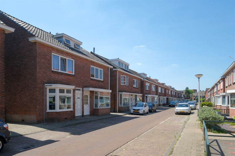 Esdoornstraat 43-45-47-49.jpg