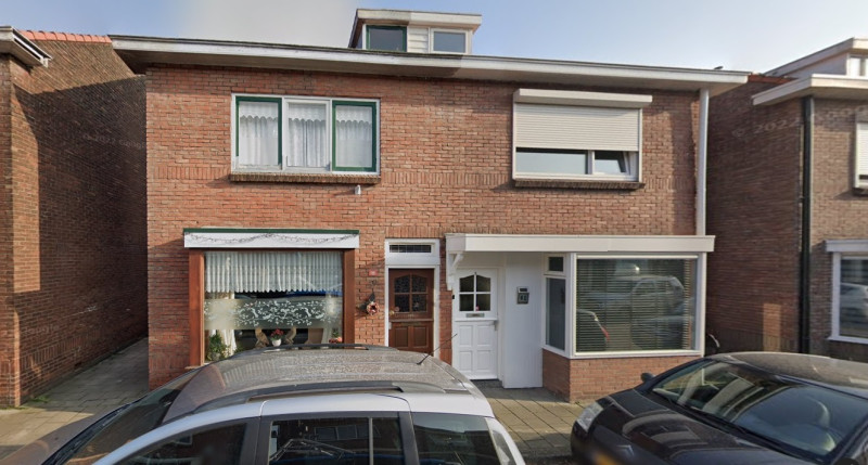 Esdoornstraat 59-61 woningen bouwjaar 1938 foto 2022.jpg