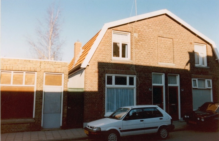 Esstraat 37-39 woningen bouwjaar 1902 foto 1991.jpg