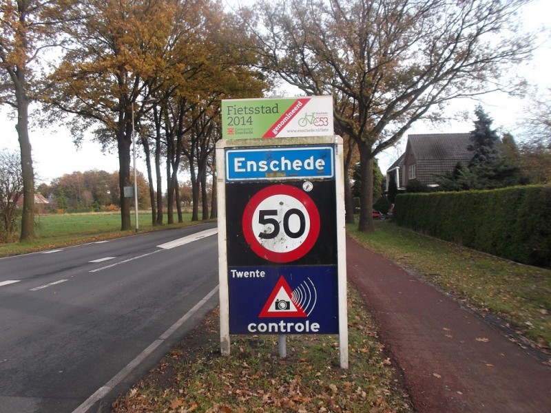 Enschede fietsstad Haaksbergerstraat.JPG