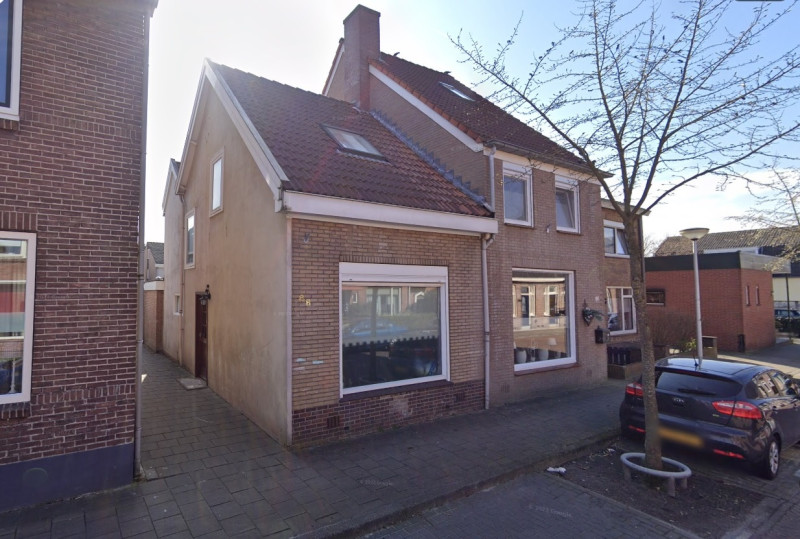 Esstraat 86-88 woningen bouwjaar 1910 foto 2022.jpg