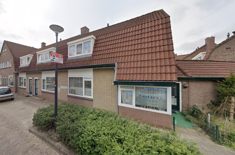 Estrikstraat 39-41-43 hoek Elshofstraat.jpg