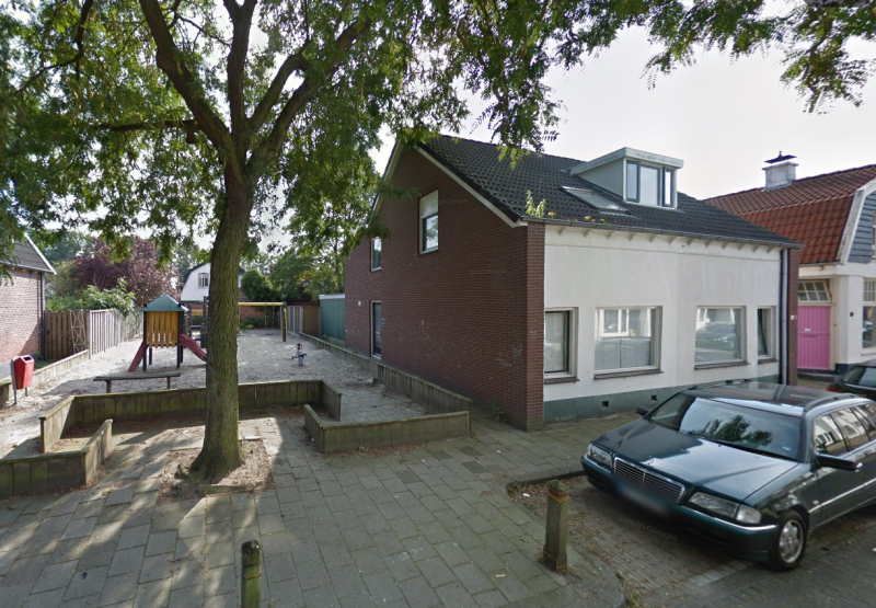 Everhardt van der Marckstraat 33-35 woningen bouwjaar 1880 foto 2017.png