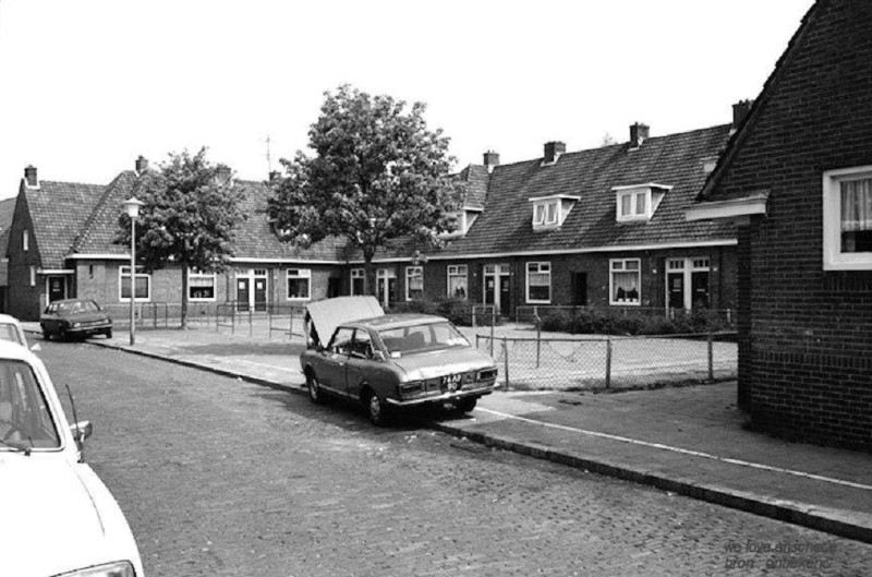 Eversstraat 13-29 woningen 1980.jpg