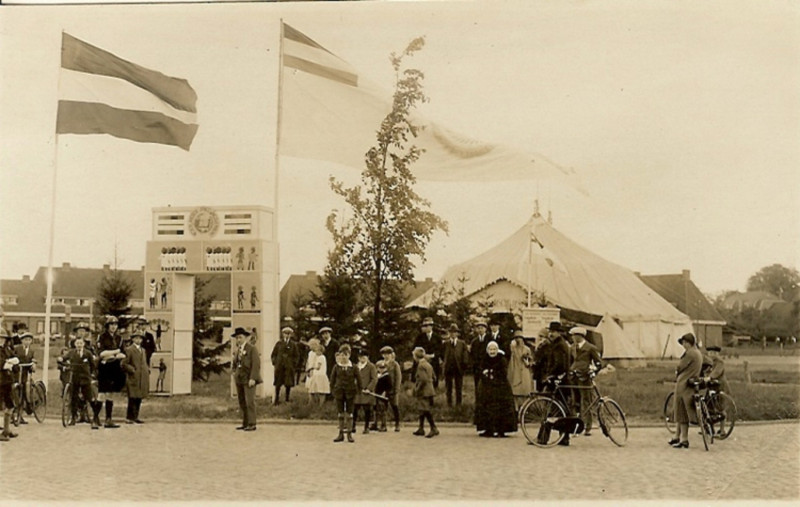 Rozenstraat 107 speeltuin Laaresch.jpg
