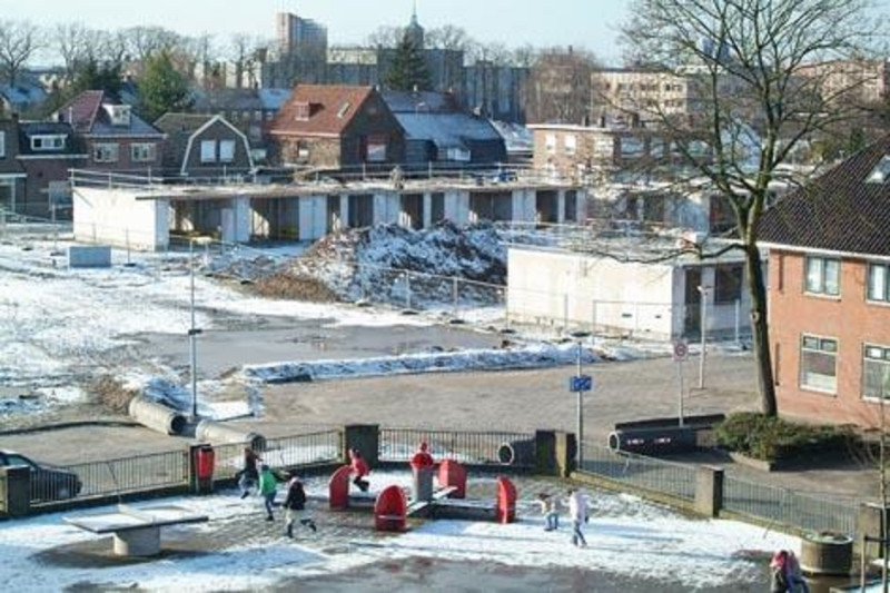 Rozenstraat 107 speeltuin Laares hoek Violenstraat.jpg