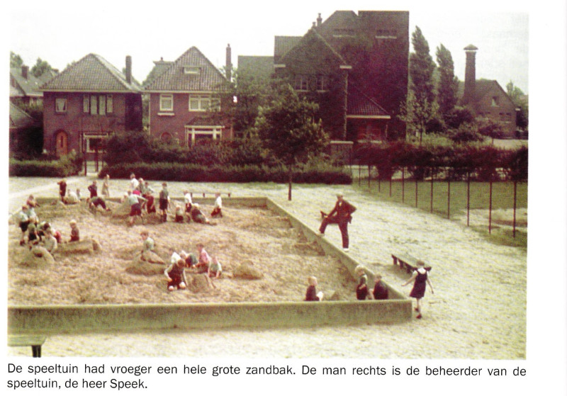 Rozenstraat 107 speeltuin De Laares. zandbak.jpg