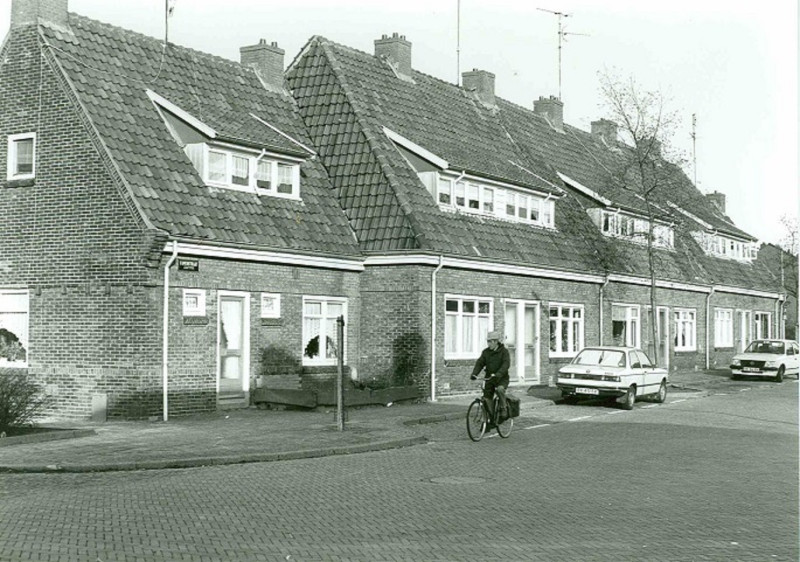 Faberstraat 25-39 woningen feb. 1987.jpg
