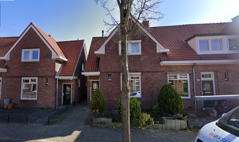Floresstraat 35-37 woningen bouwjaar 1930 foto 2022.jpg