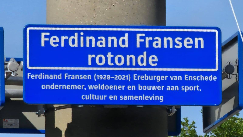 Ferdinand Fransen Rotonde straatnaambord.jpg