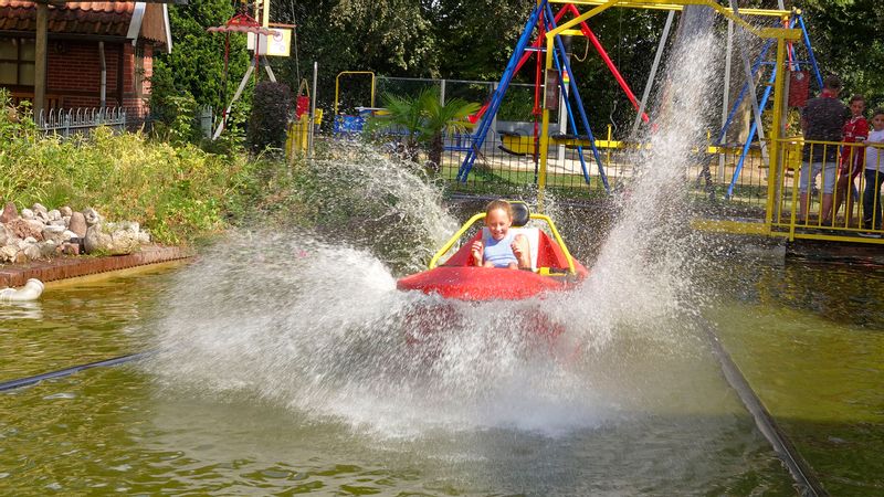 Hoge Boekelerweg 410 speelpark Hoge Boekel.jpg