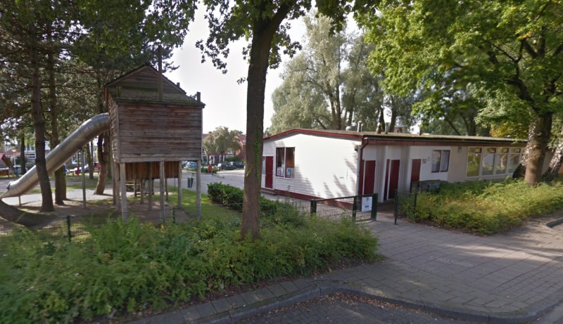 Hendrik Smeltweg 50 speeltuin Varvik ingang.jpg