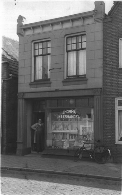 Alsteedsestraat 63 kaashandel J. Homma.jpg