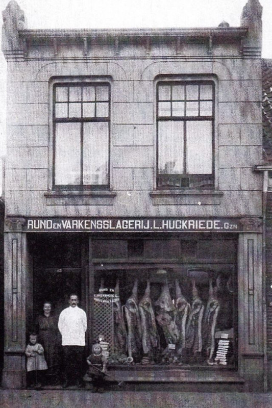 Alsteedsestraat 63 slager L.Huckriede Gzn.jpg