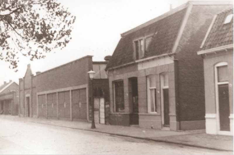 Getfertweg 84-86 woningen en bedrijfspand Baurichter 1967.jpg