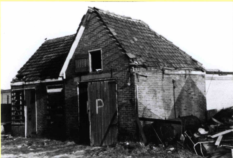 Getfertweg 7 Restanten schuurtje waar J.W. Wevers sr. de fa. Wezo begon 1975.jpg