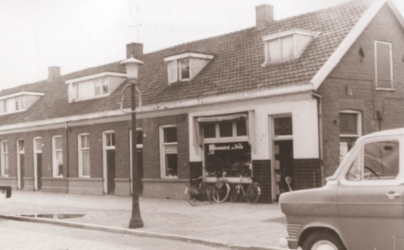 Getfertweg 126-134 woningen en winkel 1967.jpg