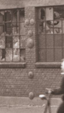 5 dingen fabriek.JPG