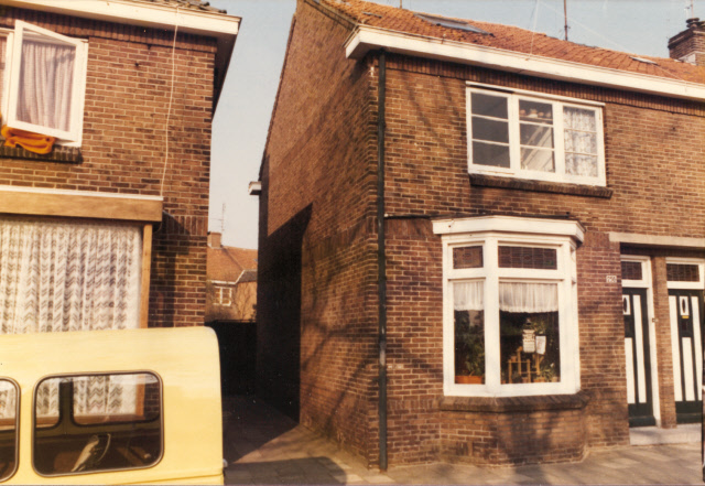 Goudenregenstraat 7 woning bouwjaar 1928 foto 1977.jpeg