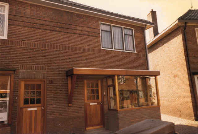 Goudenregenstraat 21 woning bouwjaar 1928 foto 1980.jpeg