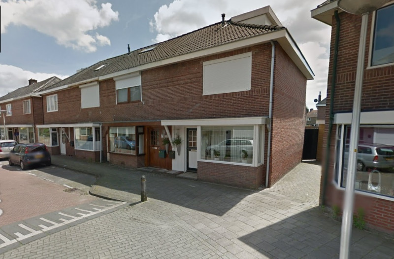 Goudenregenstraat 15-17-19-21 woningen bouwjaar 1928 foto 2014.jpg