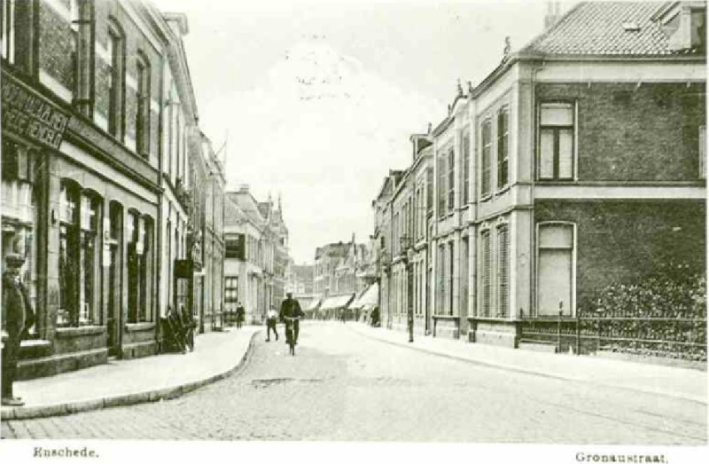 Gronausestraat 15 rechts 1910.jpg
