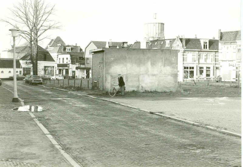 Gronausevoetpad 5 richting Lipperkerkstraat 42 dec. 1982.jpg
