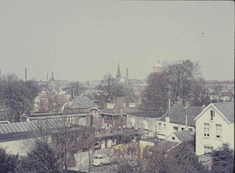 Gronausevoetpad Zicht over De Bothoven in noordoostelijk richting, vanuit Hervormd Rusthuis 5-5-1970.jpeg