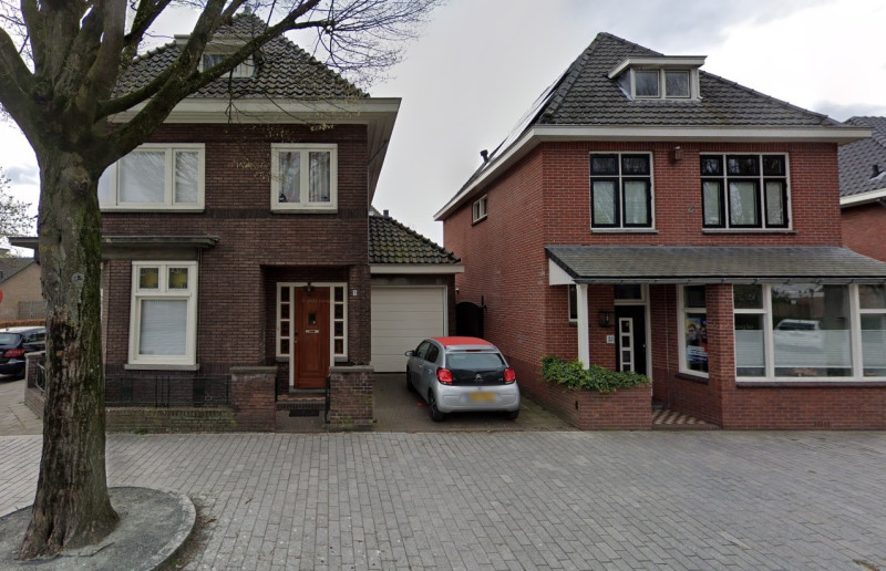 H.B. Blijdensteinlaan 31-33 hoek Dr. Benthemstraat panden bouwjaar 1935 foto 2022.jpg