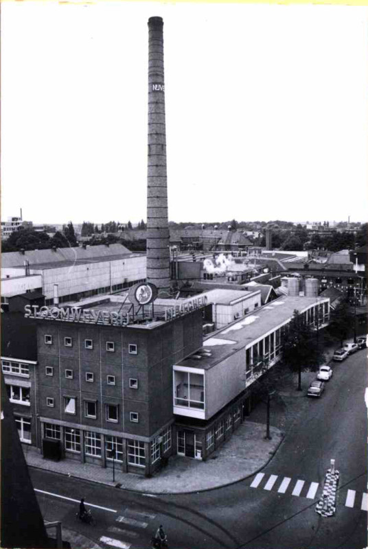 Haaksbergerstraat 48 hoek Nijverheidstraat Stoomweverij Nijverheid 1964.jpg